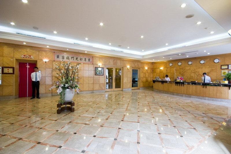 טאינאן Oriental Hotel מראה חיצוני תמונה