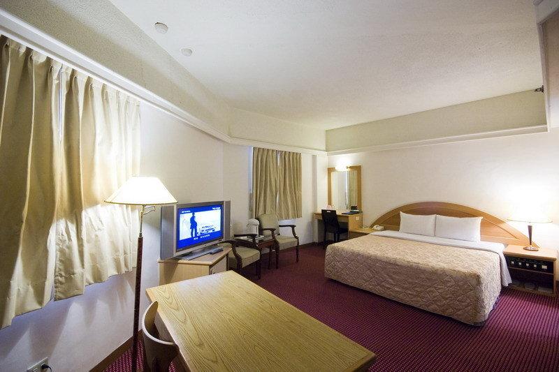 טאינאן Oriental Hotel מראה חיצוני תמונה
