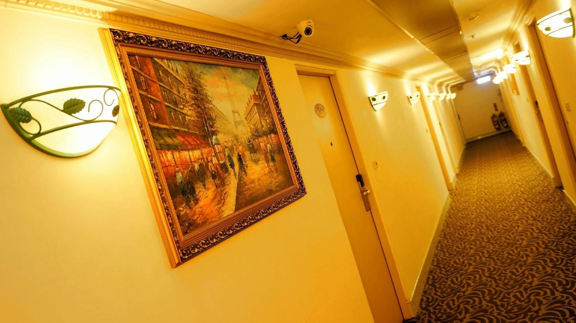 טאינאן Oriental Hotel מראה חיצוני תמונה