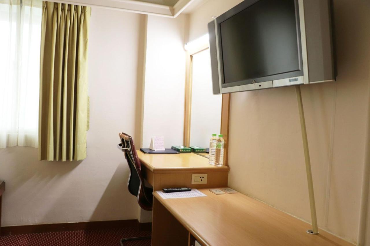 טאינאן Oriental Hotel מראה חיצוני תמונה